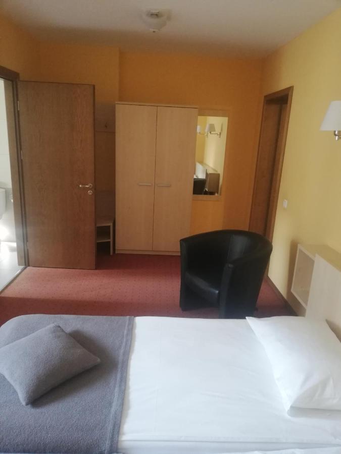 Hotel Senas Namas Alytus Extérieur photo